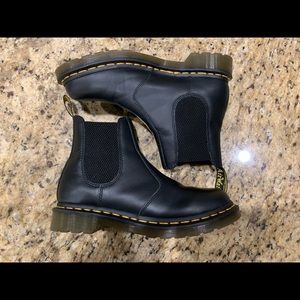 2976 Dr. Marten’s Boots women’s size 7